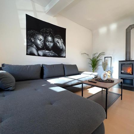 Romantisches Kamin-Apartment By Rabe - Netflix & Coffee-Bar & Parkplatz Karlsruhe Exterior foto